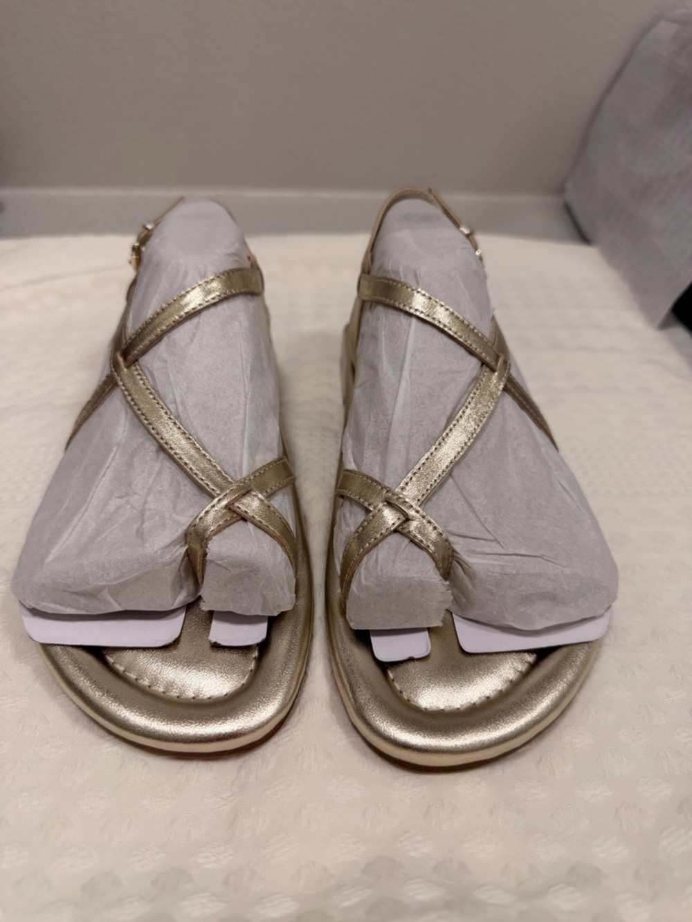 Marc Fisher Metallic Gold Strappy Sandals - NWOB - Picture 3 of 9